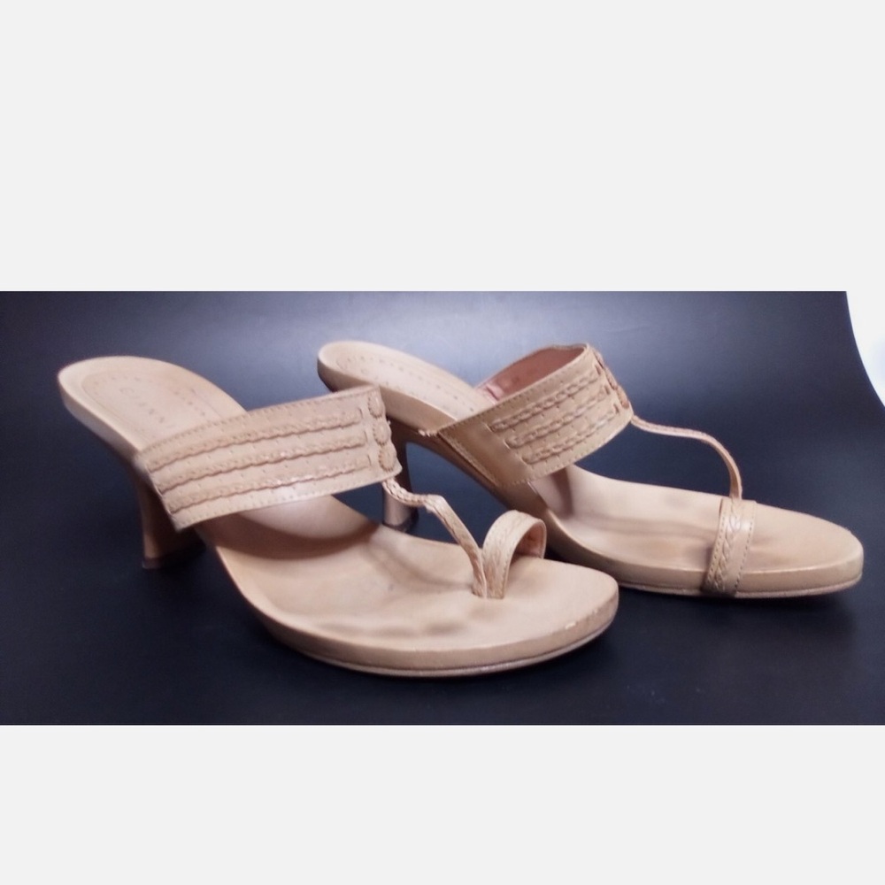 Gianni Bini Beige Strappy Toe-Loop Mid-Heel Sandals